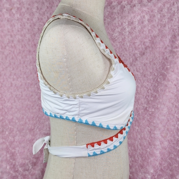 Lucky Brand Womens Swimsuit Bikini Top White M Crisscross Banded Embroidered Hem - Picture 3 of 6